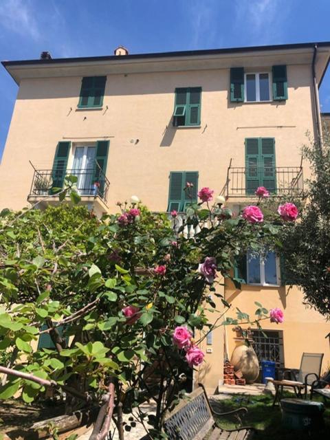 Appartamento Ulivo Finale Ligure Exterior foto